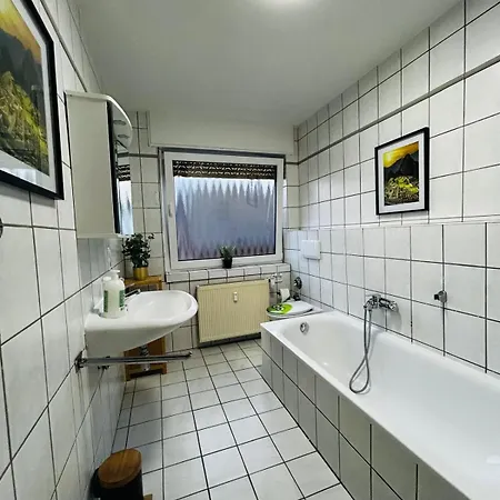 Apartmán Osnabruecker Strasse Wooon 16 I 2 Baeder I Grosse Kueche I Wlan I Parken *