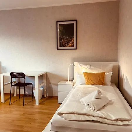 شقة B23 Hostel Fuer Max 16 I 2 Baeder I Grosse Kueche I Wlan I Parken Ibbenbüren