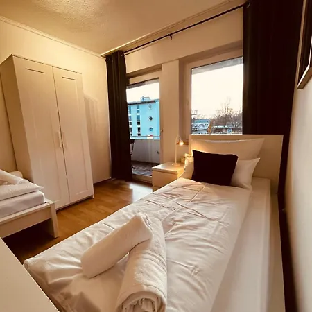 B23 Hostel Fuer Max 16 I 2 Baeder I Grosse Kueche I Wlan I Parken * Ibbenbüren